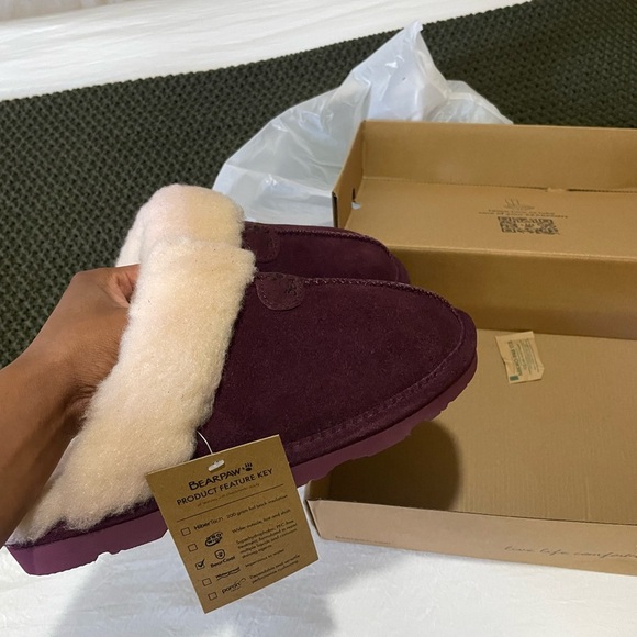 Bear paw Loki Slippers - Picture 4 of 5